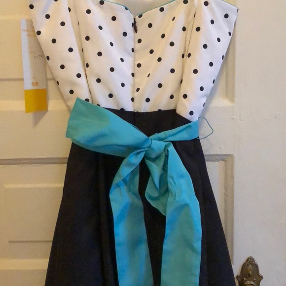 Party dress - Picture 6 of 8